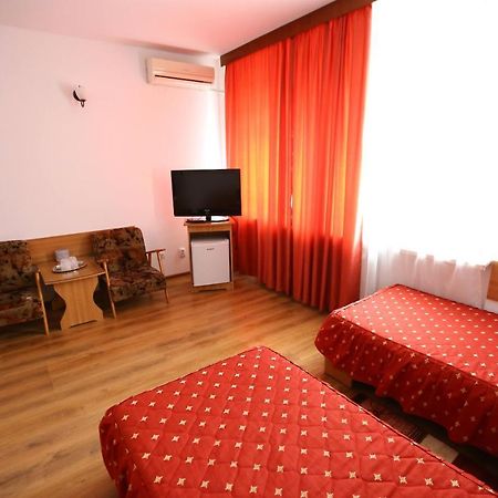 Hotel Moldova Bîrlad Εξωτερικό φωτογραφία