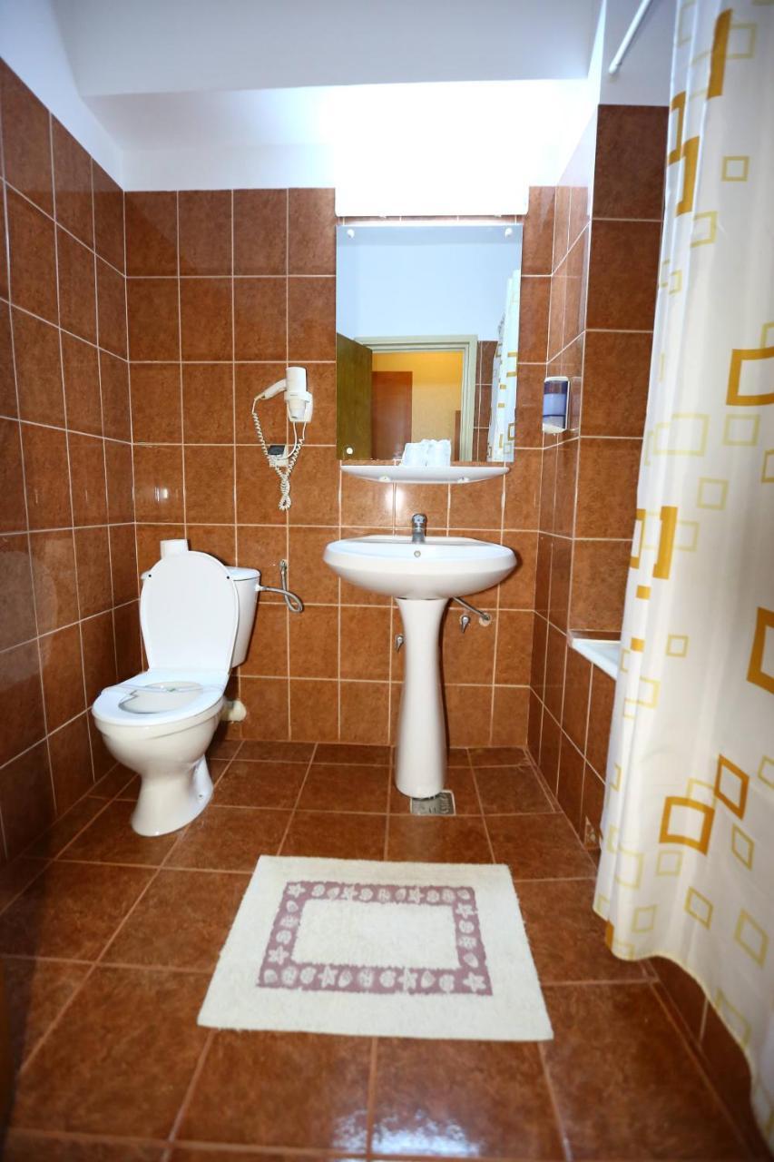 Hotel Moldova Bîrlad Εξωτερικό φωτογραφία