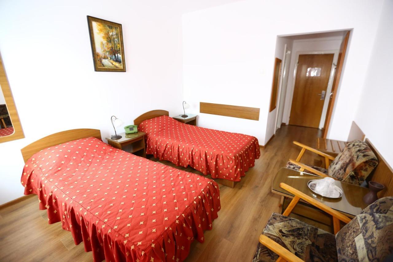 Hotel Moldova Bîrlad Εξωτερικό φωτογραφία